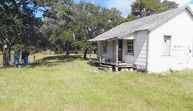 Armstrong Family Cemetery | FB-C145